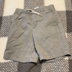 Gray Old Navy shorts